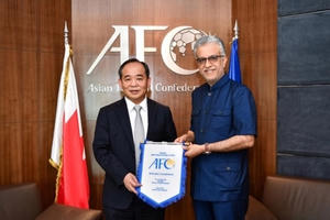 Chủ tịch AFC dành lời có cánh cho bóng đá Việt Nam