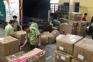 Tìm cách “bịt” lỗ hổng hàng lậu, hàng giả dưới vỏ bọc bưu phẩm