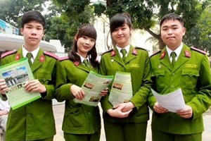 Xăm trổ, lưu ban, thí sinh sẽ mất cơ hội dự thi trường công an