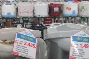 Điện máy Trung Quốc tràn ngập thị trường Việt Nam