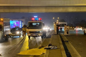 Va chạm với xe 16 chỗ, người đàn ông đi xe máy tử vong tại chỗ