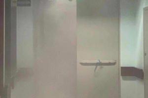 Lửa bùng phát tại Bệnh viện Nhi Trung ương, bệnh nhân hốt hoảng sơ tán trong đêm