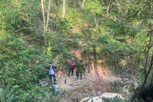 Phát hiện điểm khai thác vàng trái phép tại Đồi Moòng Coòng