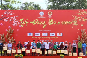 Hội chợ Tết 0 đồng tại “Tết đồng bào”