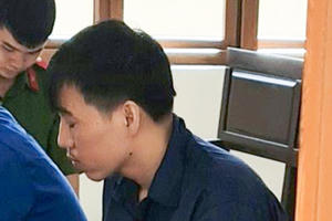 Cựu Công an xã nhiều lần cưỡng hiếp, dâm ô 3 bé gái tại trụ sở lĩnh án 21 năm tù