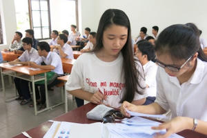 Hà Nội: Nhiều trường THPT bắt đầu phát trả học bạ, giấy chứng nhận kết quả thi