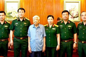 Nguyên Tổng Bí thư Lê Khả Phiêu: Người cán bộ mẫu mực, văn - võ song toàn