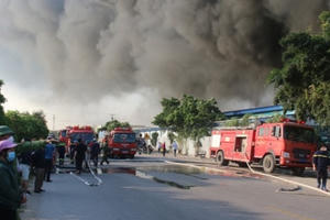 Hải Dương: Bà hoả thiêu rụi kho phế liệu của Công ty TNHH Hồng Ngọc