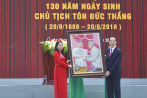 Long trọng kỷ niệm 130 năm ngày sinh cố Chủ tịch nước Tôn Đức Thắng