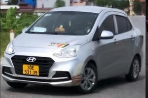 Lái xe "thông chốt" vì không có giấy xét nghiệm Covid ở Hải Dương