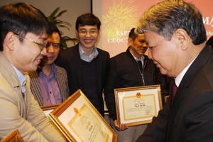 Cuộc thi "Tìm hiểu Hiến pháp" góp phần phổ biến sâu rộng Hiến pháp 2013