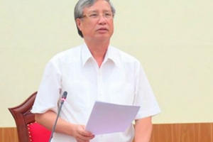 Ông Trần Quốc Vượng được phân công giữ chức Thường trực Ban bí thư