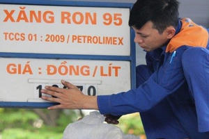 Tin kinh tế 6AM: Giá xăng dầu đồng loạt tăng; Không để xảy ra khan hàng, tăng giá đột biến trong dịp Tết