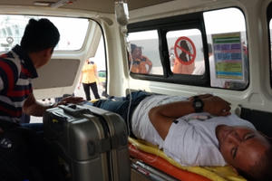 Xuyên đêm cứu thuyền viên tàu nước ngoài gặp nạn tại vùng biển Hoàng Sa