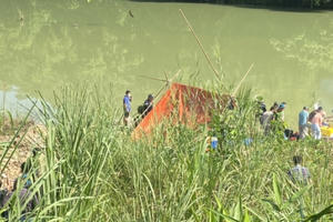 Tìm thấy thi thể người phụ nữ nghi nhảy cầu mới Yên Biên