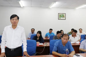 Ban Kinh tế Trung ương làm việc tại Bình Dương