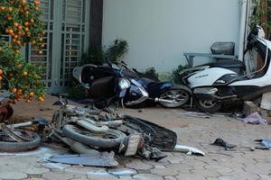 Hà Nội: Đang xác minh rõ xem người lái xe Camry là nam hay nữ?