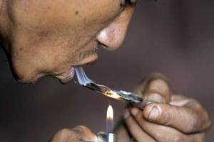 Chỉ cách nhận diện con nghiện ma túy