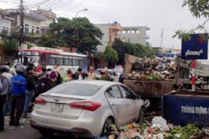 Cán bộ trường CĐSP Thái Bình là lái xe đâm 2 lao công tử vong