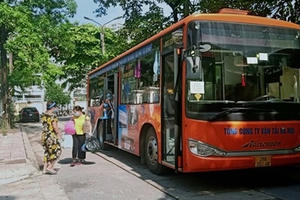 Hà Nội: Doanh nghiệp vận tải hành khách công cộng phấn khởi khi được thành phố “tiếp oxy”