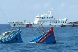 Trao công hàm, phản đối tàu Trung Quốc đe doạ tính mạng ngư dân Việt Nam