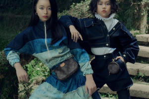 Khánh An - Phương Anh đẹp "hút hồn" trong BST mới của NTK Ivan Trần