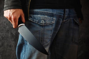 Hà Nội: Nghi án mâu thuẫn tình cảm, nam thanh niên dùng dao tự sát Hà Nội: Nghi án mâu thuẫn tình cảm, nam thanh niên dùng dao tự sát