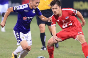 Tuyển Việt Nam đấu Malaysia, thầy Park nhọc vì đại dịch corona