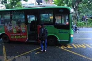 Hà Nội ứng phó với nguy cơ người chưa tiêm vaccine trở lại thủ đô