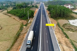 Dự án đường cao tốc Bắc - Nam phía Tây: Giao mỏ vật liệu đúng đối tượng, xử nghiêm tình trạng đầu cơ