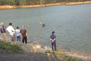 Nghệ An: 4 nữ sinh đuối nước thương tâm