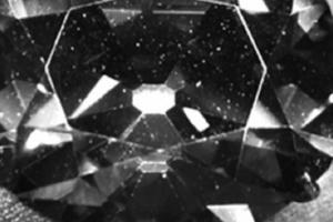 Lời nguyền chết chóc của viên kim cương Hy vọng