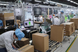 Đưa công nhân Công ty Fushan trú tại xã Đại Đồng đến nơi ở mới