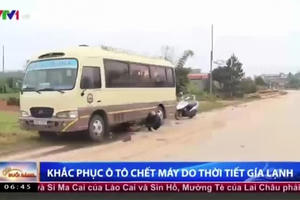 Rùng mình cảnh tài xế đốt lửa "nướng" bình xăng, dầu vì rét buốt