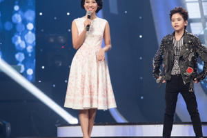 Hoàng Oanh cắt tóc ngắn, được thí sinh nhí ví như "bạch tuyết"