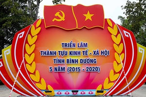 Khai mạc triển lãm thành tựu KTXH chào mừng Đại hội Đảng bộ tỉnh Bình Dương