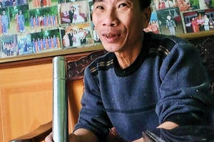 Nhân chứng kể về vụ "xe điên" chở Chủ tịch, Phó chủ tịch và Đội trưởng công an gây tai nạn Nhân chứng kể về vụ "xe điên" chở Chủ tịch, Phó chủ tịch và Đội trưởng công an gây tai nạn