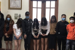 Bắc Ninh: Bắt quả tang 24 thanh niên bay lắc tại quán karaoke giữa mùa dịch