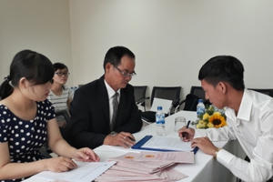 Vicoland bàn giao sổ hồng cho các hộ dự án chung cư thu nhập thấp Đà Nẵng