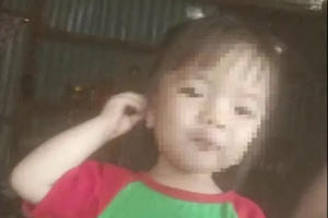 Bé gái 2 tuổi mất tích bí ẩn ở Lâm Đồng, huy động gần 100 người tìm kiếm