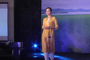 Bản tin Thời trang Plus số 13: Trở về với cội nguồn dân tộc qua BST “Tinh hoa sắc Việt”