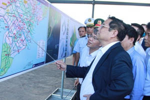 Mở cửa ra biển cho đồng bằng