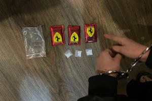 Quảng Ninh: Bắt quả tang nhóm đối tượng mua bán, sử dụng trái phép chất ma tuý