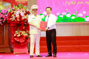 Công bố quyết định của Ban Thường vụ Tỉnh ủy Nghệ An về công tác cán bộ