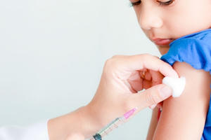 Bộ Y tế: Không để tình trạng vắc xin kết hợp thiếu đột ngột