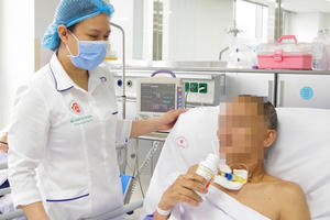 Hà Nội: Người đàn ông đột quỵ, máu trong não đóng thành khuôn