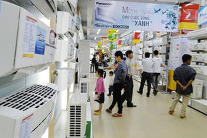 Tiêu dùng 72h: Nắng nóng khiến lượng tiêu thụ điều hòa tăng vọt