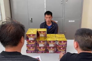 Sơn La: Vận động thành công đối tượng giao nộp pháo nổ trái phép