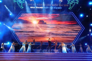 Lễ công bố Năm Du lịch quốc gia 2019 với chủ đề “Nha Trang - Sắc màu của Biển”