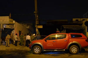 Cả gia đình 4 người chết thảm sau vụ cháy nhà trong đêm khuya